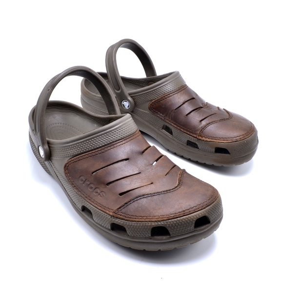 crocs sandals with backstrap